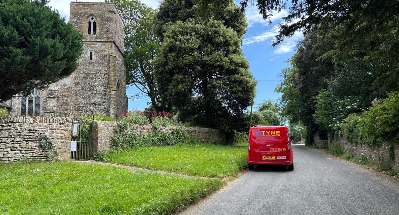 Qualified Electrician in Swyre